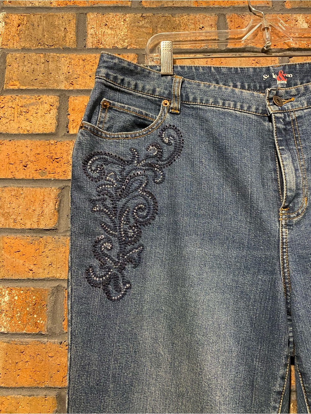 STYLE & CO. CLASSIC BLUE JEAN with BEAUTIFUL BEADED APPLIQUÉ - Picture 12 of 16